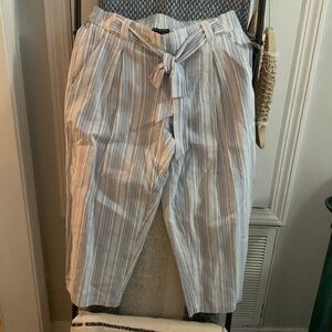 Cute tie pants never worn with tags